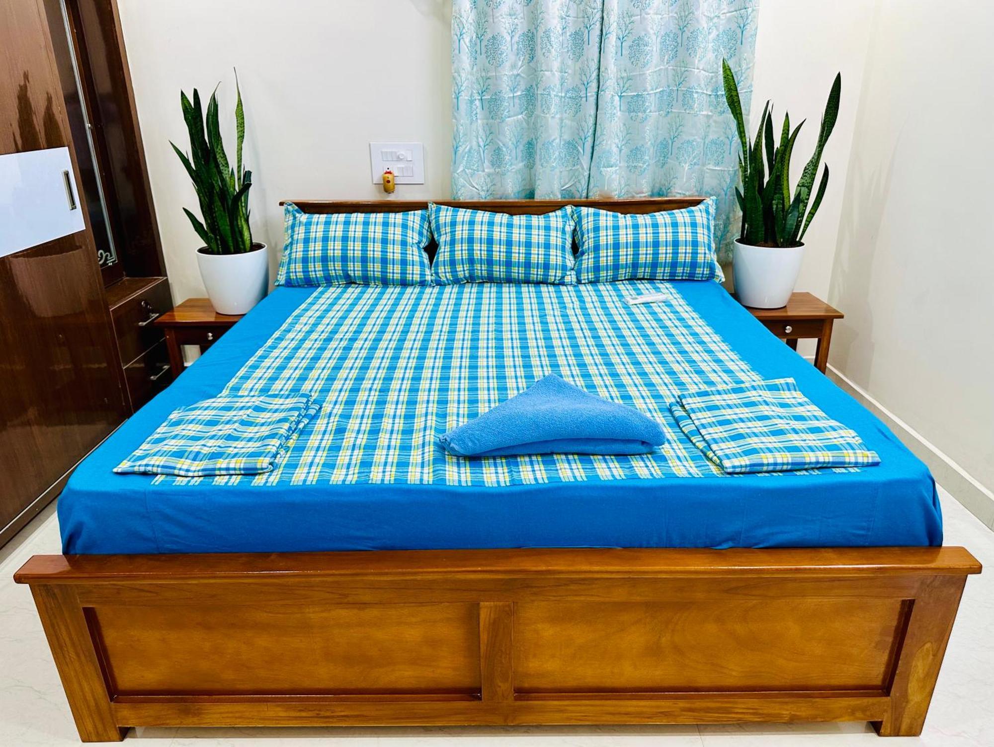 Truelife - 3Bhk Family Suites - Ps4 Pure Veg Restaurant On The Way To Balaji Temple - 2500 Sft Large Signature Apartment - Modular Kitchen - Super Fast Wifi, Smart Tv, 250 Jio Channels - Parking - Easy Access To All Temples - Top Service With Lots Of 티루파티 외부 사진